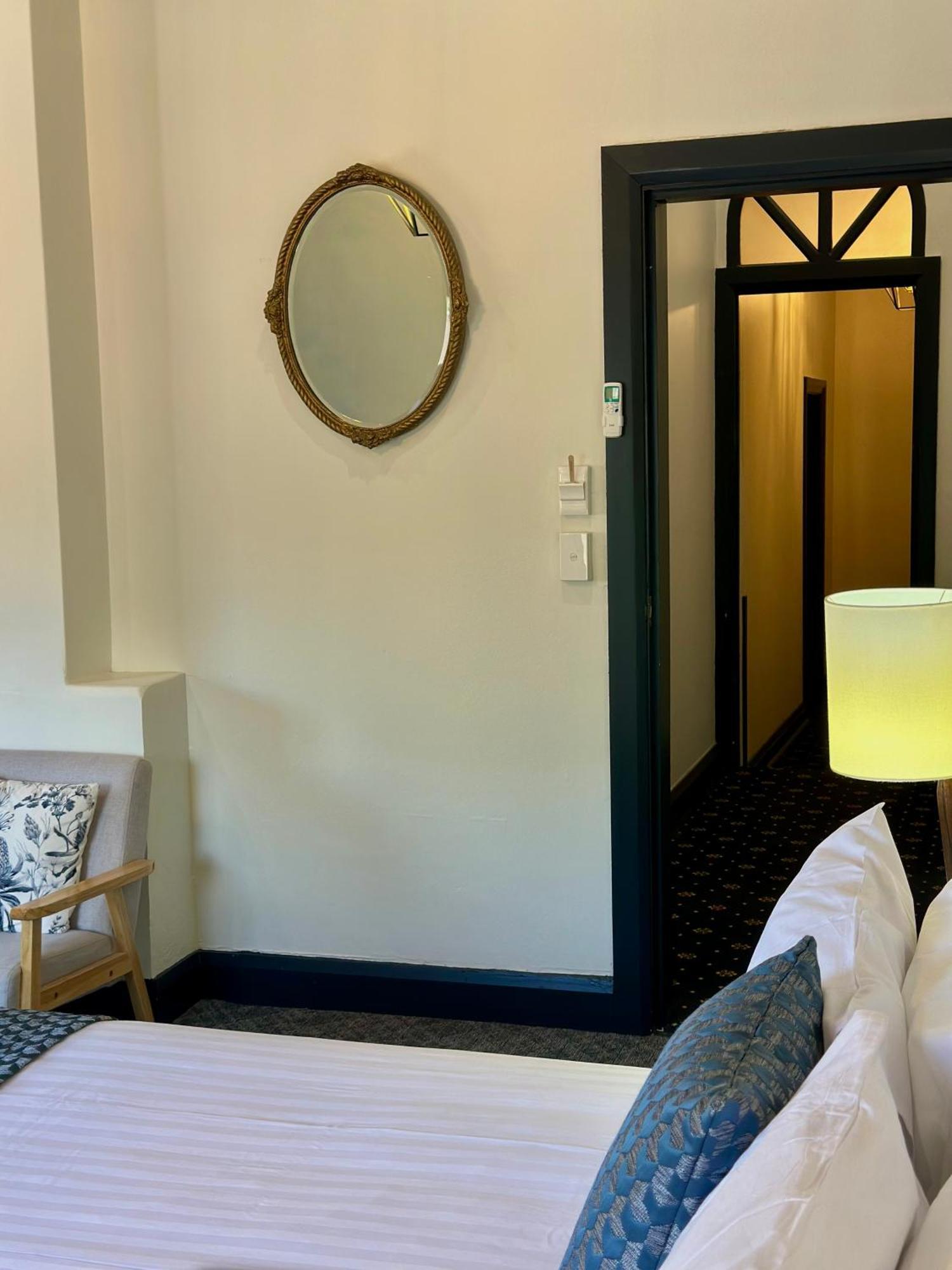 The Hampden Suites Уогга-Уогга Экстерьер фото