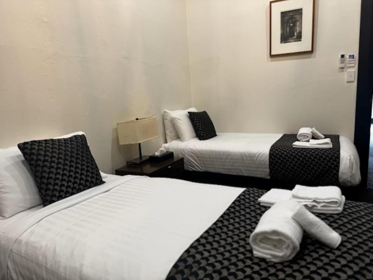 The Hampden Suites Уогга-Уогга Экстерьер фото