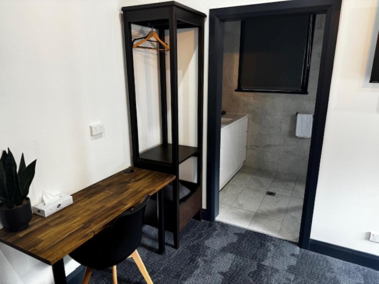 The Hampden Suites Уогга-Уогга Экстерьер фото